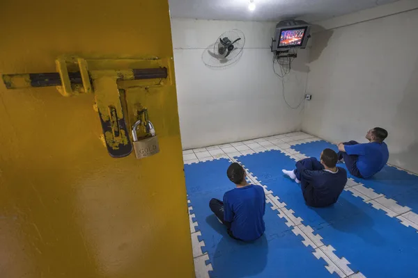 Redução da maioridade penal tem amplo apoio entre eleitores