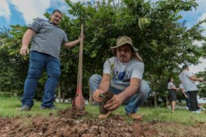 www.deixaeutefalar.com.br Prefeitura de Porto Velho e parceiros convidam população para plantio de novas mudas no Skate Parque