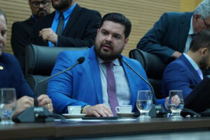 www.deixaeutefalar.com.br Deputado Jean Oliveira parabeniza Porto Velho pelos 109 Anos de Instalação