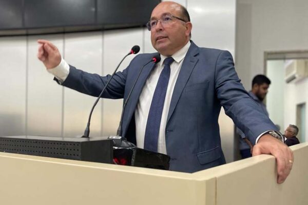 Câmara aprova e Edwilson Negreiros comemora possibilidade de renegociação de dívidas públicas com prazo estendido até maio de 2024