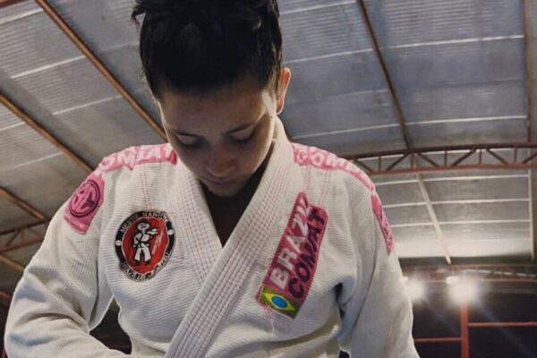 Marcella Amorim: O Jovem talento do Jiu-Jitsu que brilha nos Tatames Locais