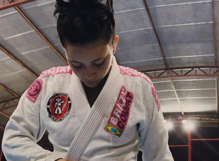 Marcella Amorim: O Jovem talento do Jiu-Jitsu que brilha nos Tatames Locais