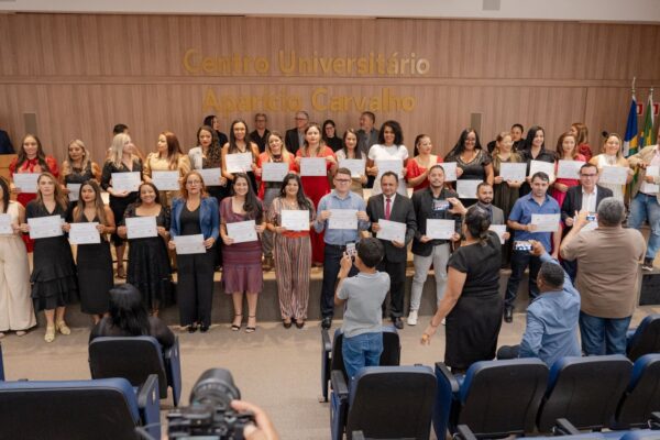 Conselheiros tutelares eleitos em 2023 tomam posse em Porto Velho