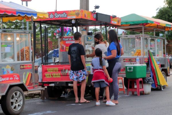 Cadastramento para vendedores ambulantes no período de Carnaval segue até 31 de janeiro