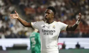 www.deixaeutefalar.com.br Vinícius Júnior brilha e Real Madrid conquista Supercopa da Espanha
