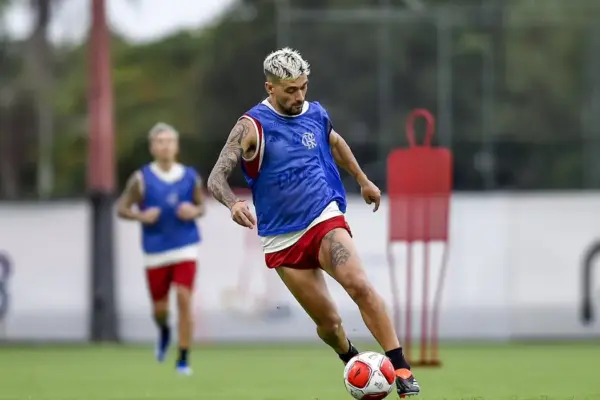 Flamengo inicia caminhada no Campeonato Carioca diante do Audax