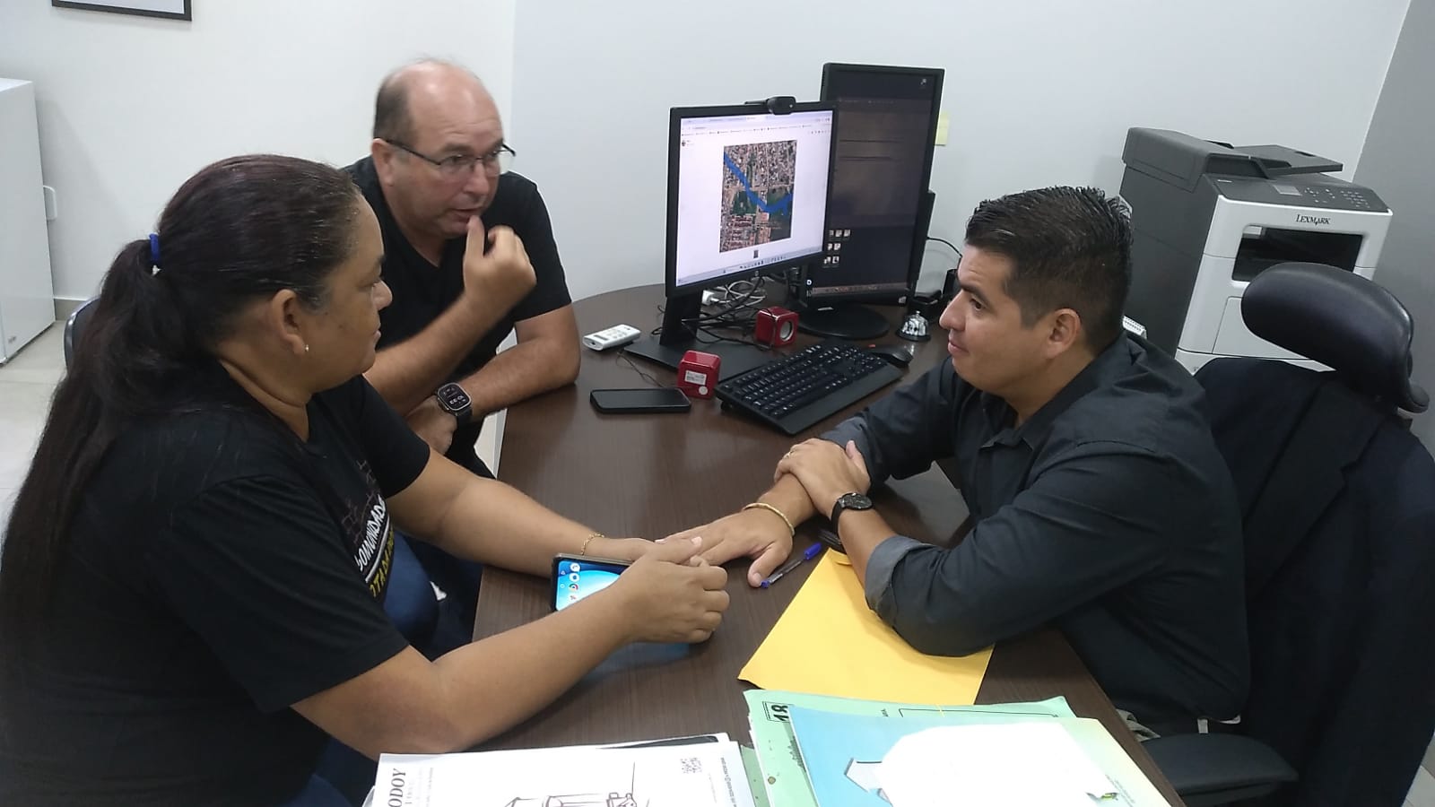 Nova etapa na regularização do Bairro Parque Amazônia: Edwilson Negreiros e secretário anunciam início do cadastramento