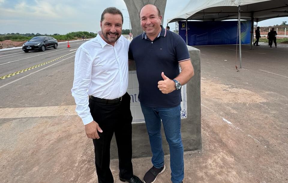 Edwilson Negreiros acompanha prefeito em inauguração do busto de Santos Dumont na avenida que recebeu nome do ‘Pai da Aviação’