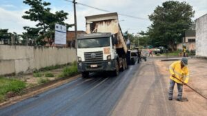www.deixaeutefalar.com.br Prefeitura de Porto Velho providencia recapeamento em via do Bairro Costa e Silva após pedido de Edwilson Negreiros
