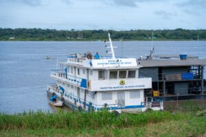 www.deixaeutefalar.com.br Barco Saúde inicia primeira viagem do ano para atendimento aos ribeirinhos