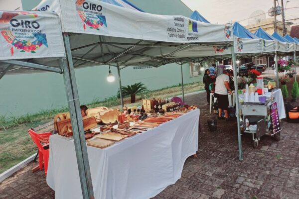 Feira de artesanato retorna às atividades no final desta semana
