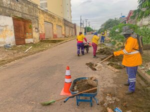 Prefeitura atua para a limpeza da região dos desfiles carnavalescos