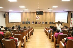www.deixaeutefalar.com.br Saúde realiza 2° Seminário de Prevenção à Gravidez na Adolescência