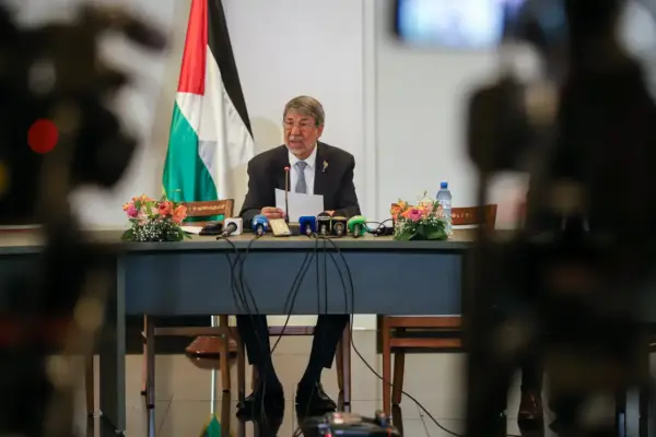 Embaixador pede à mídia brasileira que mostre verdade sobre Gaza