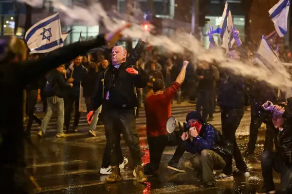 Líder da oposição em Israel acusa polícia de violência em protestos