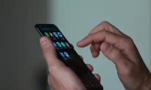 www.deixaeutefalar.com.br Celular Seguro: 20 mil aparelhos são bloqueados após envio de alertas