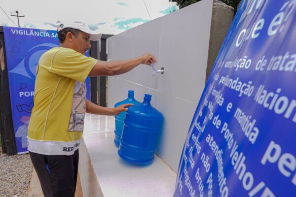 Prefeitura inaugura sistema de água potável na Vila da Penha, distrito de Abunã