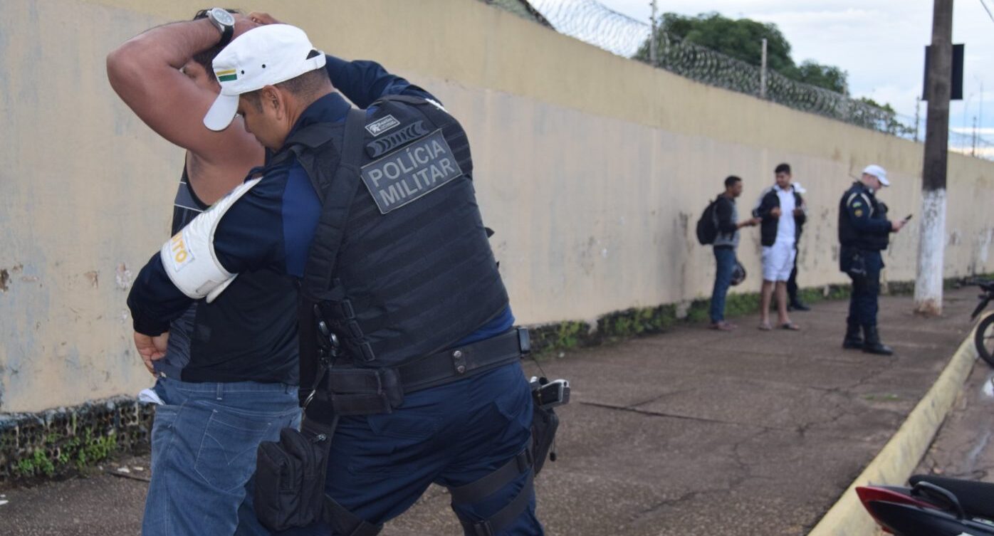 13 foragidos da justiça foram recapturados durante operação da PM na capital