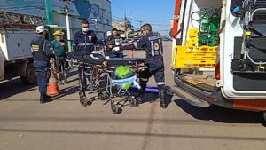 www.deixaeutefalar.com.br Acidente entre moto e bike elétrica deixa duas mulheres feridas