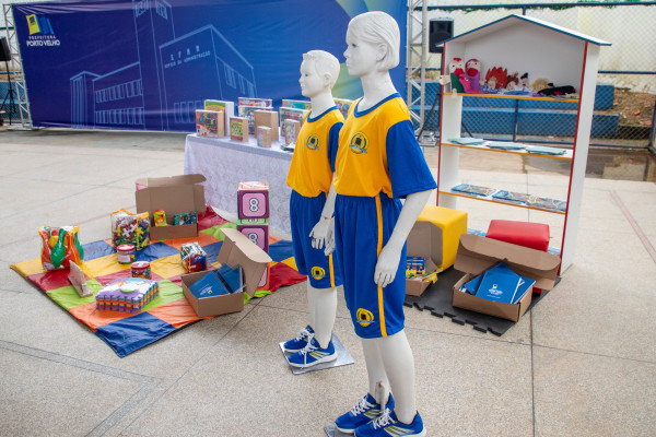 Prefeitura de Porto Velho garante kit escolar e uniforme para todos os alunos da rede municipal de ensino