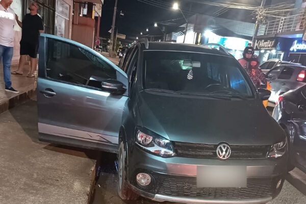 Veículo furtado é recuperado graças à ação da Polícia Militar