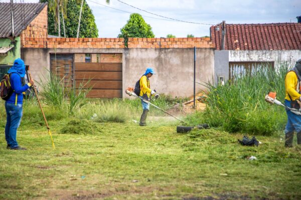 Trabalho do Mutirão de Combate à Dengue continua pelas ruas de Porto Velho