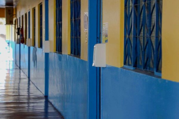 Classificados no programa de “Mãos Dadas com a Educação” devem comparecer à Semed até dia 30 de abril