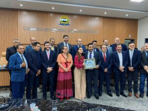 Câmara da Capital homenageia Mariana Carvalho; Edwilson Negreiros exalta trabalho da ex-deputada