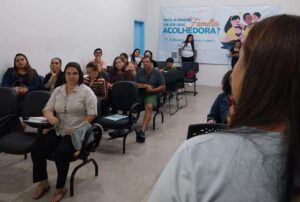 Inscritos participam de capacitação do serviço Família Acolhedora