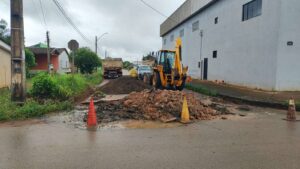 Porto Velho: Edwilson Negreiros pede e obtém melhorias em drenagem e pavimentação na cidade