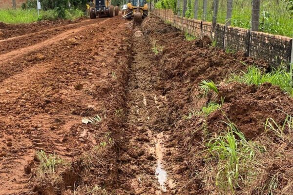 Prefeitura recupera seis quilômetros de vias no setor chacareiro da zona Leste de Porto Velho
