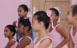 Prefeitura oferece aula de ballet gratuita na zona Leste de Porto Velho