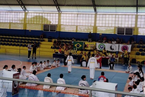 Equipe de taekwondo do Programa Talentos do Futuro conquista 1º lugar na Taça Cidade de Porto Velho