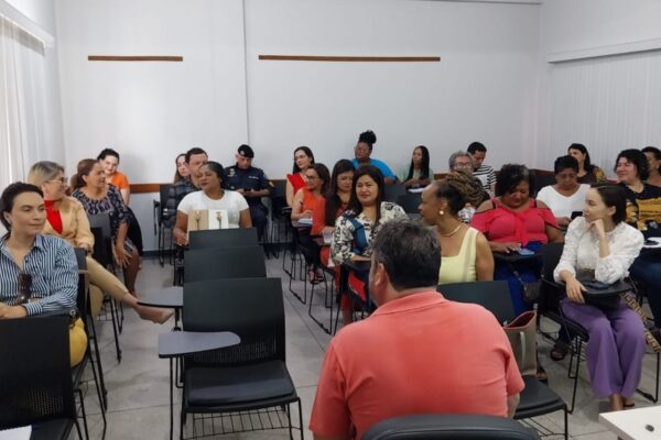 Representantes de comitê participam de capacitação sobre o papel do Conselho Tutelar no enfrentamento à violência contra criança e adolescente