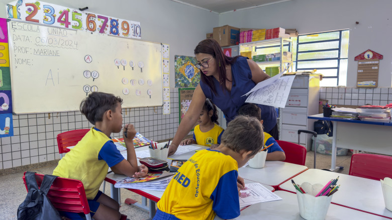 Prefeitura de Porto Velho aplica reajuste de 3,62% no piso dos professores da rede municipal de ensino