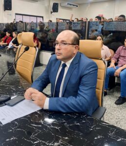 Vereador Edwilson Negreiros comemora reajuste salarial para servidores públicos de Porto Velho