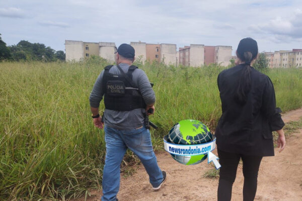 Homicídios fazem buscas por corpo de adolescente decapitado em matagal de residencial na leste