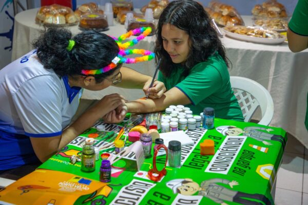 Prefeitura realiza ação educativa de trânsito para alunos da Escola Santa Marcelina