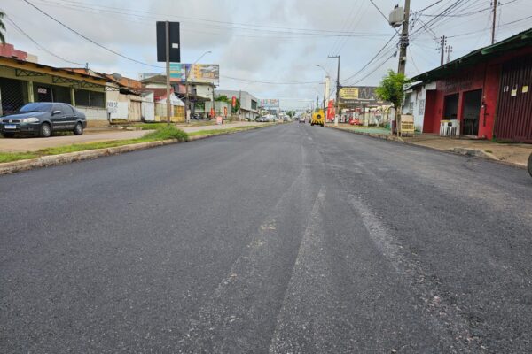 Obras de recapeamento avançam pela zona leste de Porto Velho