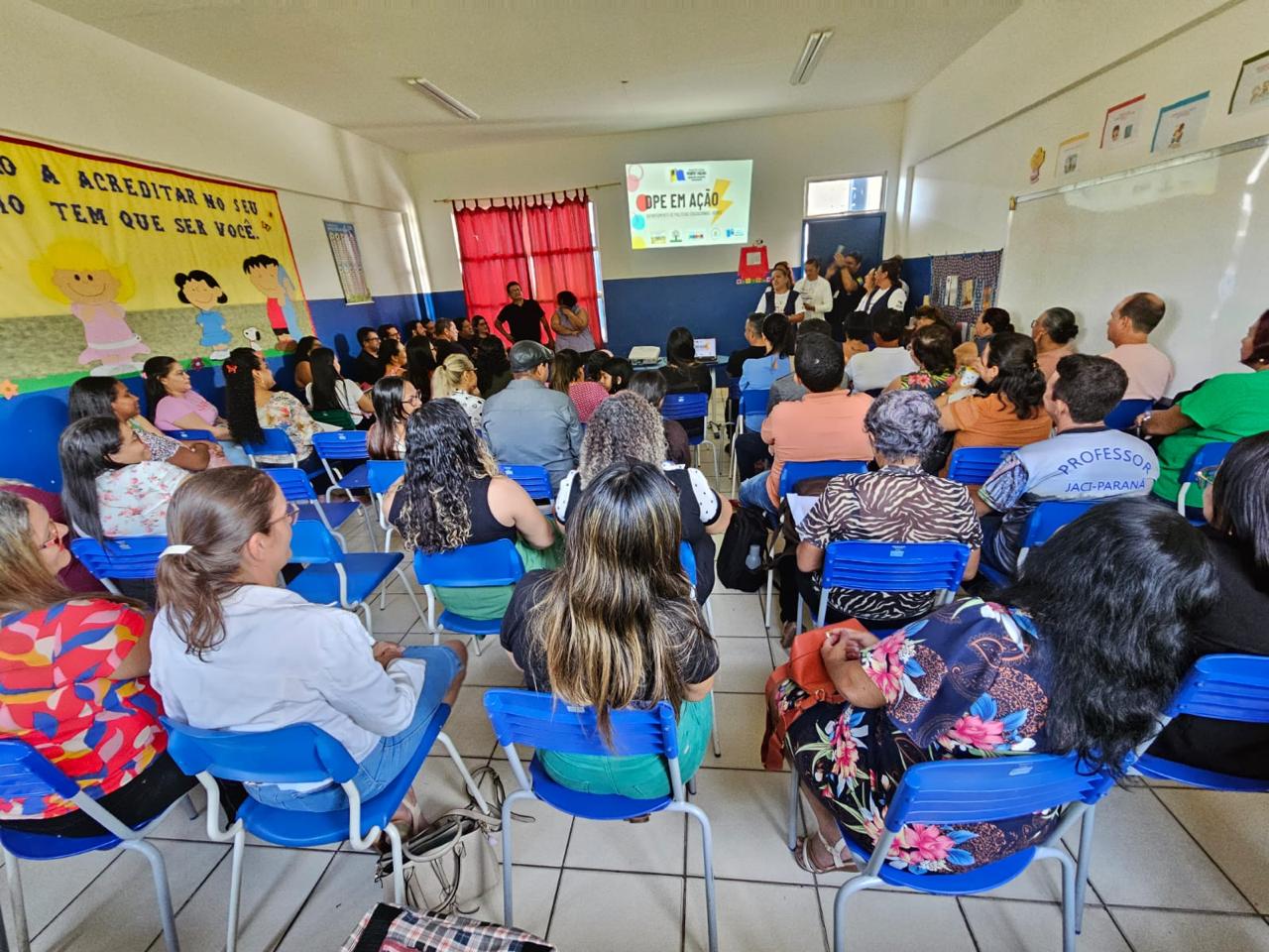 Prefeitura de Porto Velho realiza formação de servidores escolares da zona rural