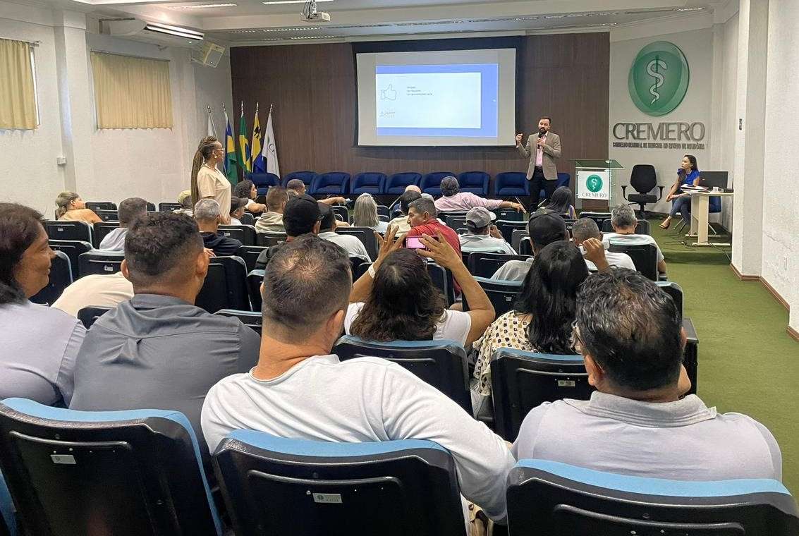 Agentes de Combate a Endemias participam de capacitação sobre assédio moral no ambiente de trabalho