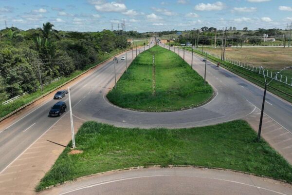 Prefeitura finaliza primeira etapa do projeto de modernização da iluminação da BR-364