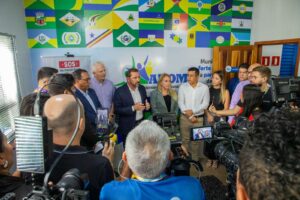 www.deixaeutefalar.com.br Prefeitura de Porto Velho participa de campanha solidária em prol do Rio de Grande do Sul