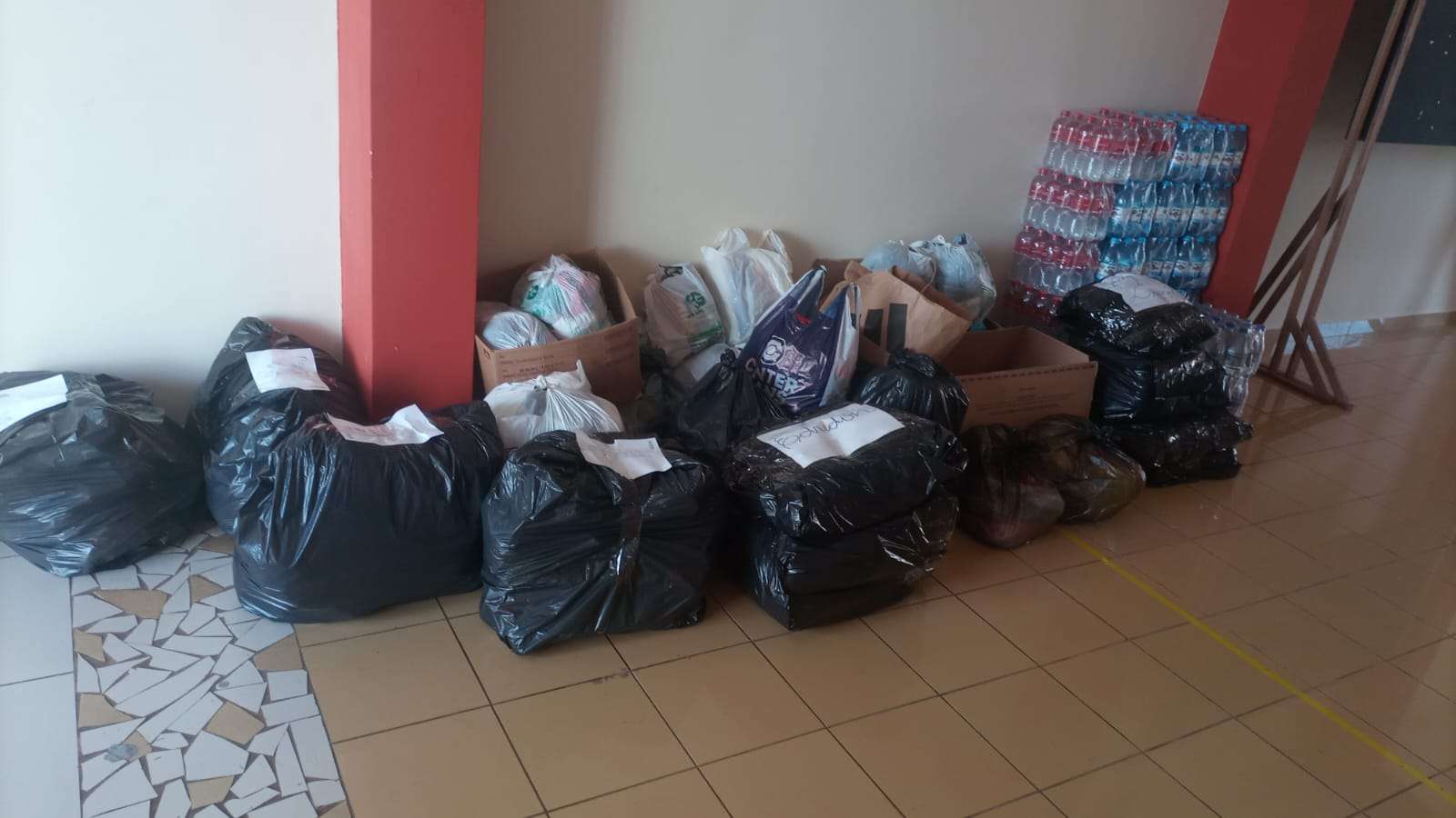 Biblioteca Municipal Francisco Meirelles segue recebendo doações para o RS
