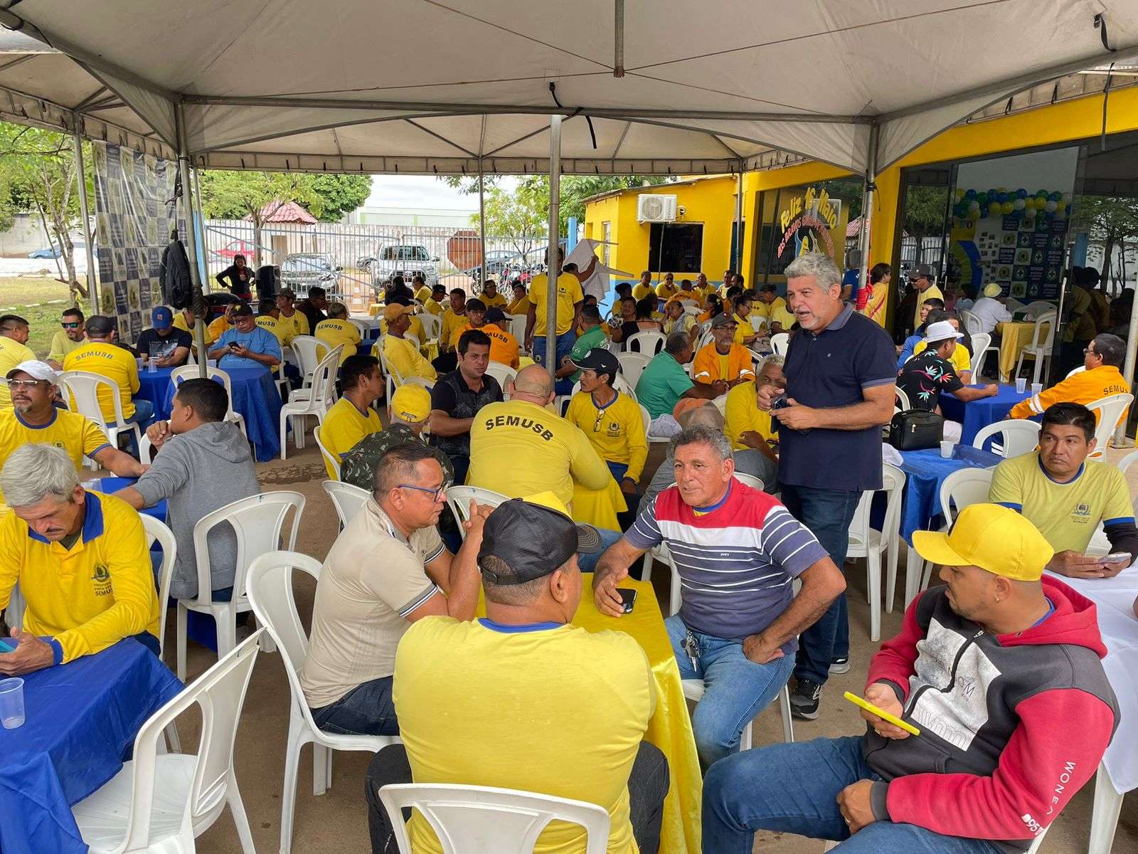 Almoço homenageia profissionais da limpeza urbana porto-velhense