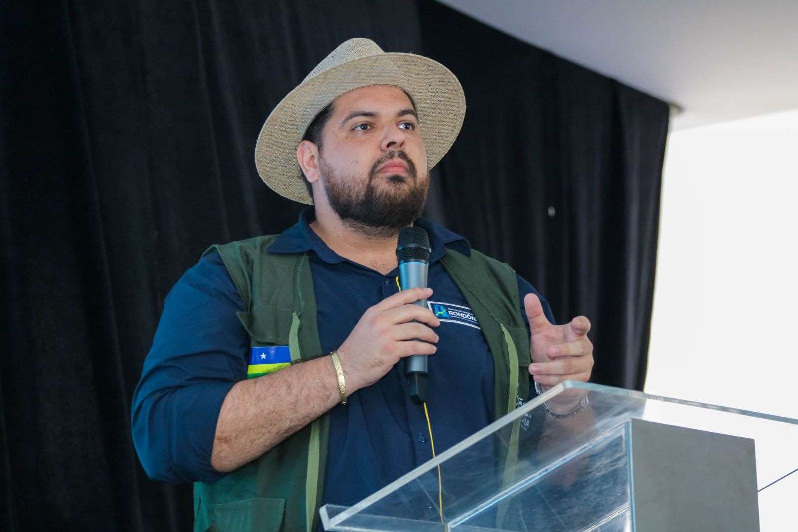 Deputado Jean Oliveira enaltece o trabalho da imprensa na 11ª Rondônia Rural Show