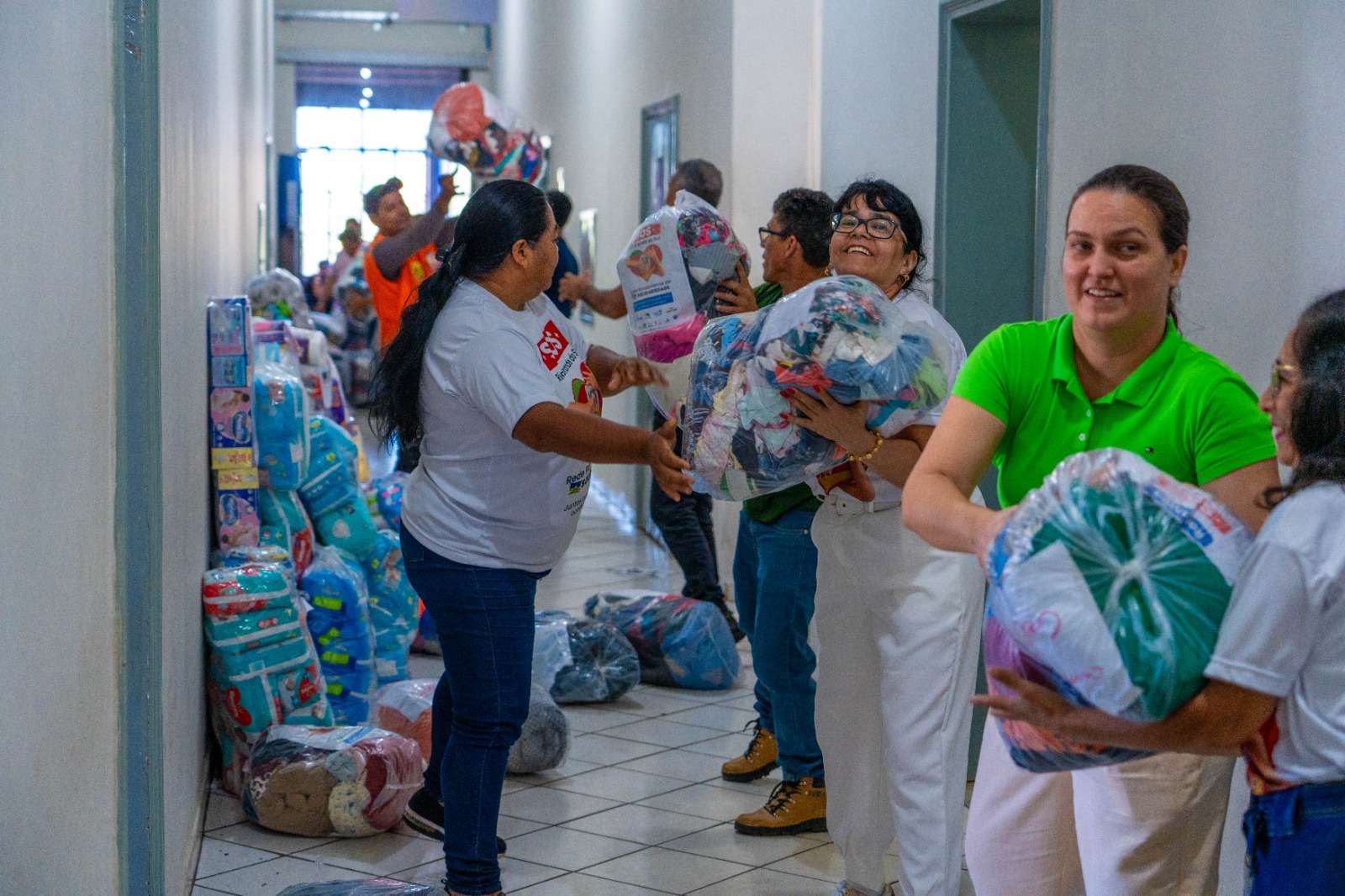 Sétima carreta de mantimentos é enviada de Porto Velho às vítimas das enchentes no RS