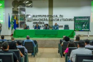 www.deixaeutefalar.com.br Workshop promove discussão sobre grandes geradores de resíduos sólidos no município de Porto Velho