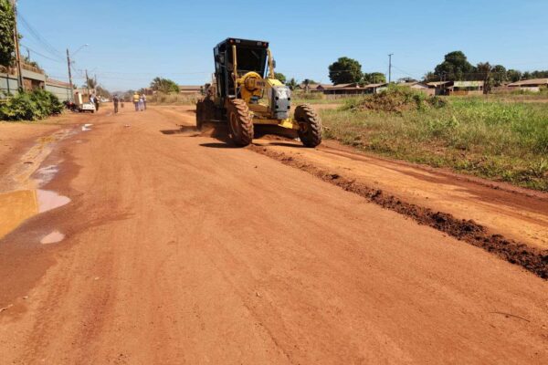 Prefeitura inicia recuperação de estradas em Vista Alegre do Abunã