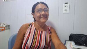 www.deixaeutefalar.com.br Embarcação chega ao distrito de Nazaré para dois dias de atendimentos especializados